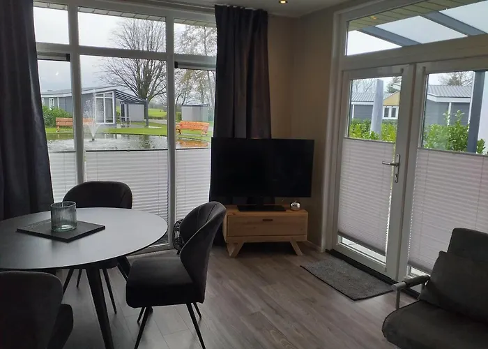 Ferienhaus / Chalet / Bungalow Am See, Holland, Niederlande, Lathum