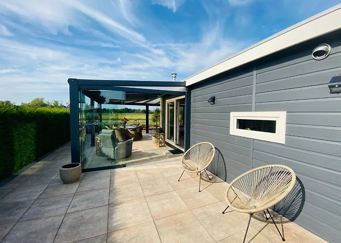 Luxchalet Ferienhaus Ella Mit Aussicht Auf Die Ijssel Im Ferienpark Mit Pool Und Strand Holland Niederlande
